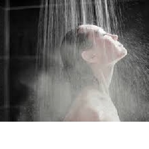 9 روش اشتباه استحمام در فصل زمستان