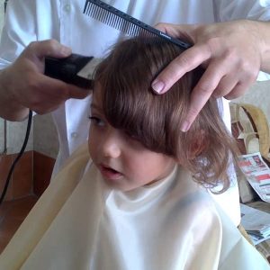 تراشیدن موهای کودکان 